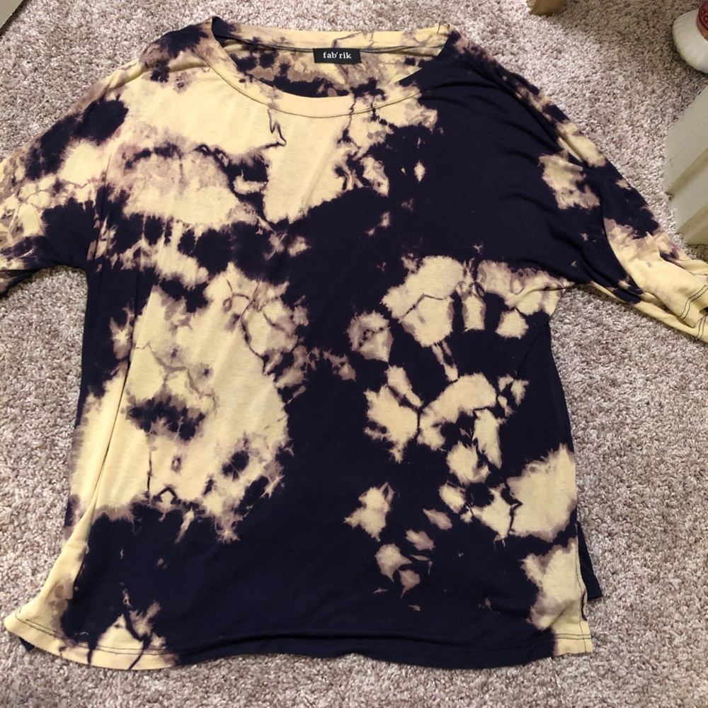 Fabrik tie dye 3/4 length sleeve top